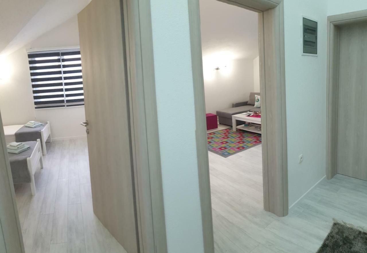 Holiday Home Flora Мостар Екстер'єр фото