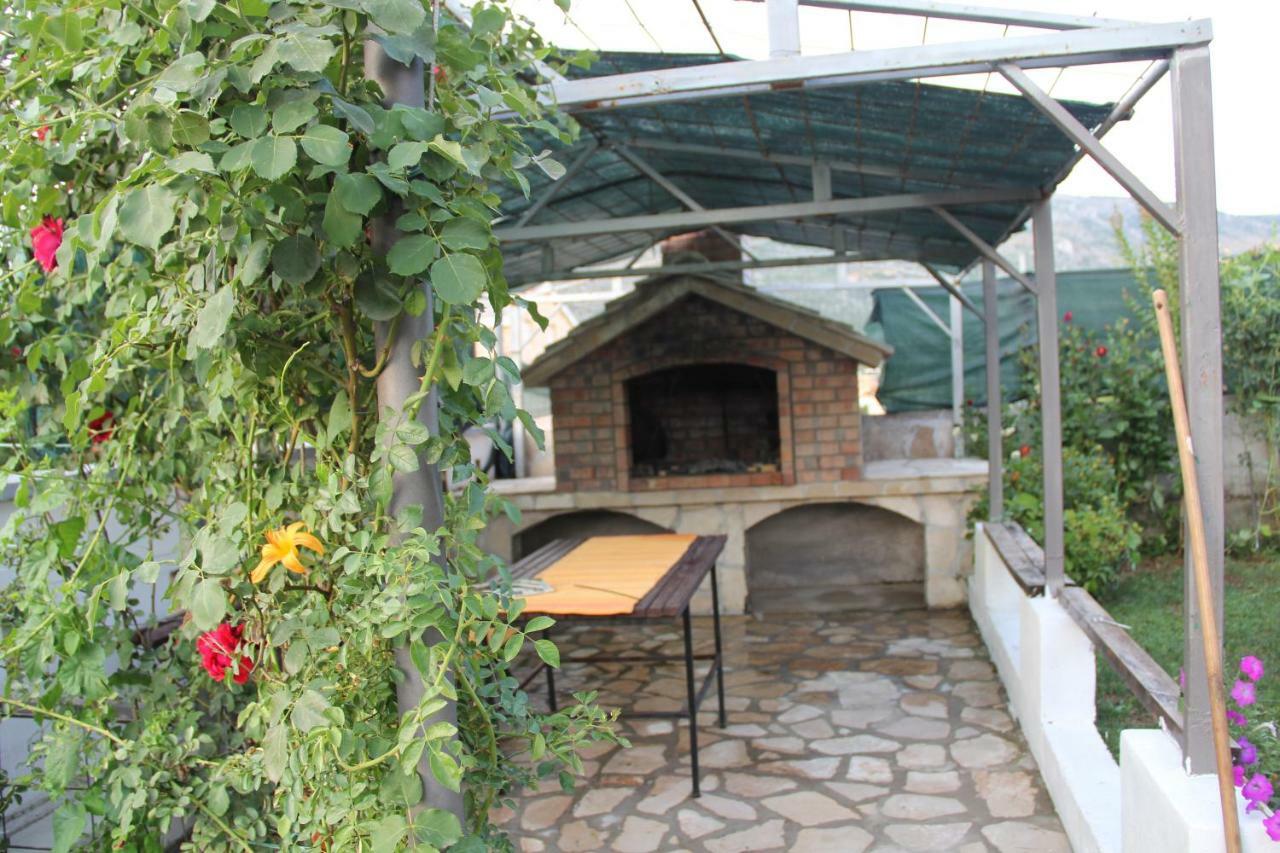 Holiday Home Flora Мостар Екстер'єр фото