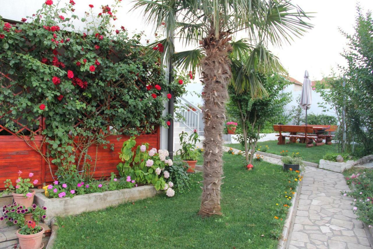 Holiday Home Flora Мостар Екстер'єр фото