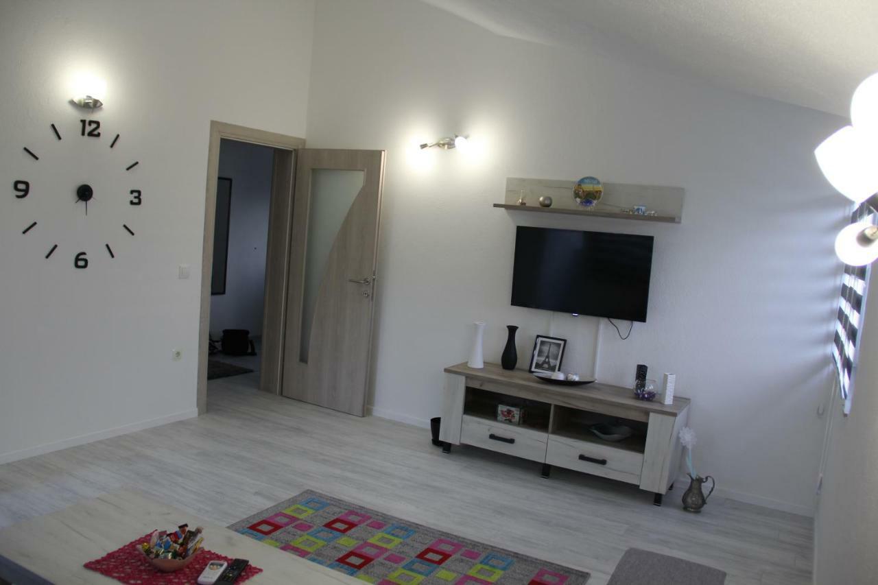 Holiday Home Flora Мостар Екстер'єр фото